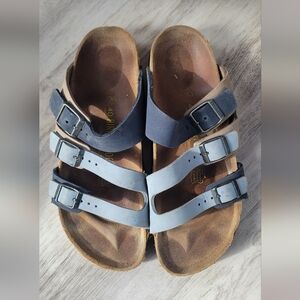 Birkenstock Triple-strap Leather Slide Sandals in Two-tone Blue Size 40